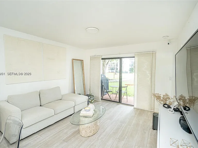 9856 Nob Hill Ln #9856 — Photo 13