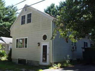 19 Scheffler Dr, East Wareham, MA 02538