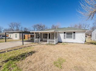 822 Chickasaw Trce, Grand Prairie, TX 75051