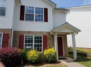 136 Hiram Ter, Hiram, GA 30141