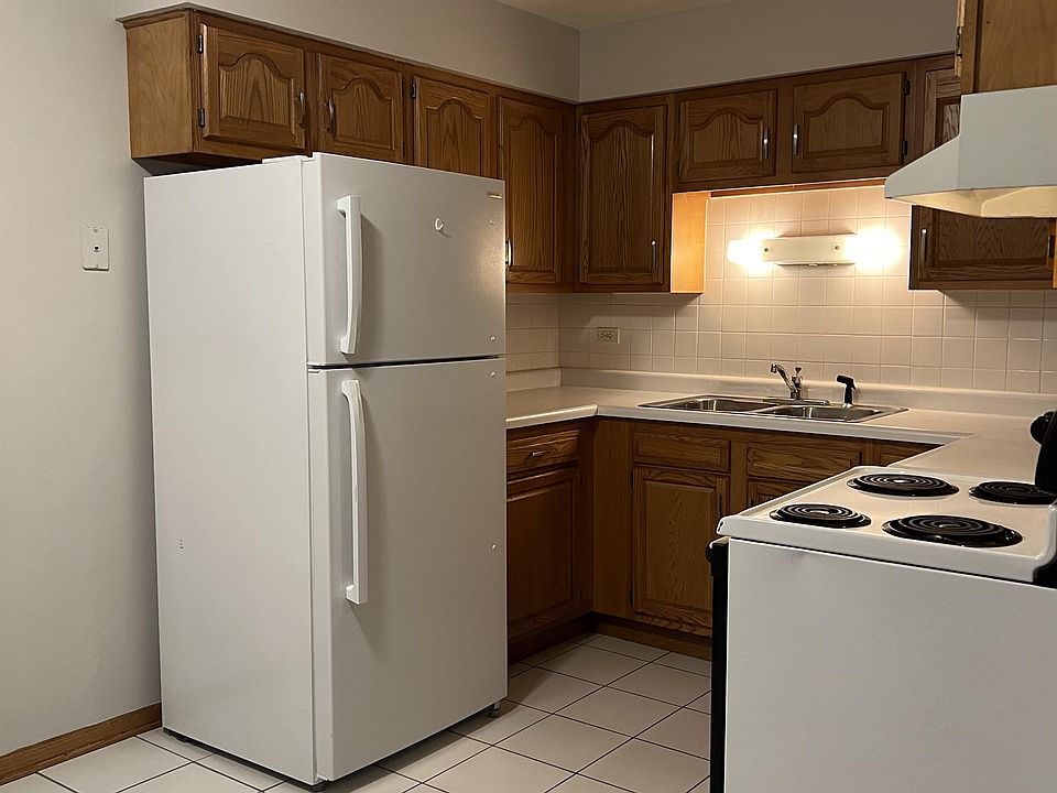 1st image of 4329 W Park Lane Dr APT 2A
