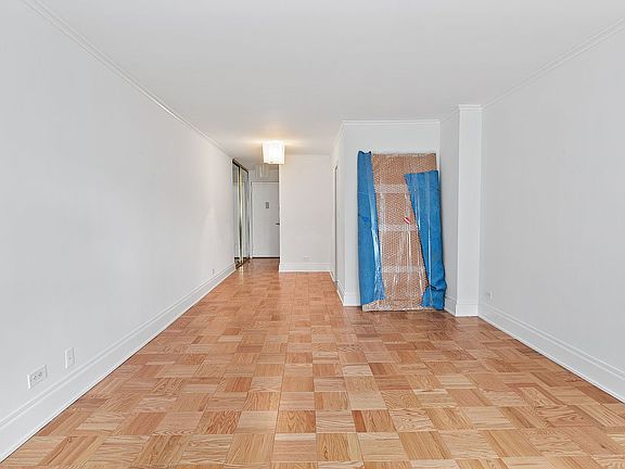 5th image of 69 W 9th St APT 4C