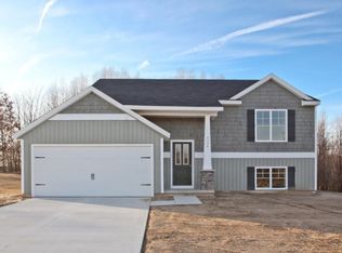 173 Grove St, Sparta, MI