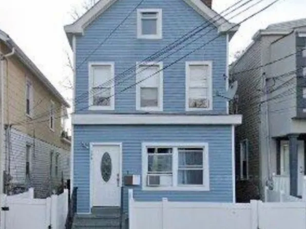 156 Catherine St, Elizabeth City, NJ 07201