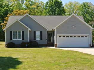 5417 Bryants Way Dr, Mc Leansville, NC 27301