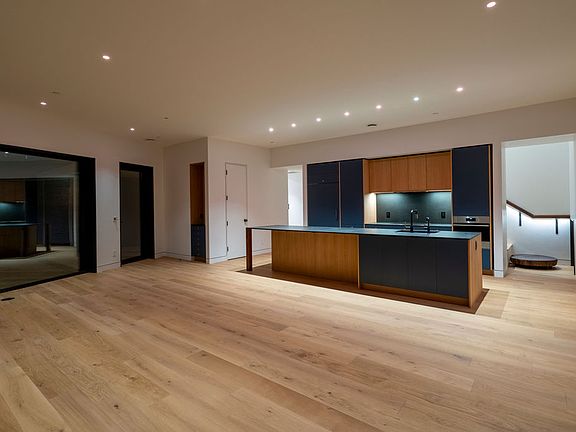 4th image of 1740 E Ocotillo Rd #3