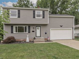 175 Saint Lawrence Blvd, Eastlake, OH 44095
