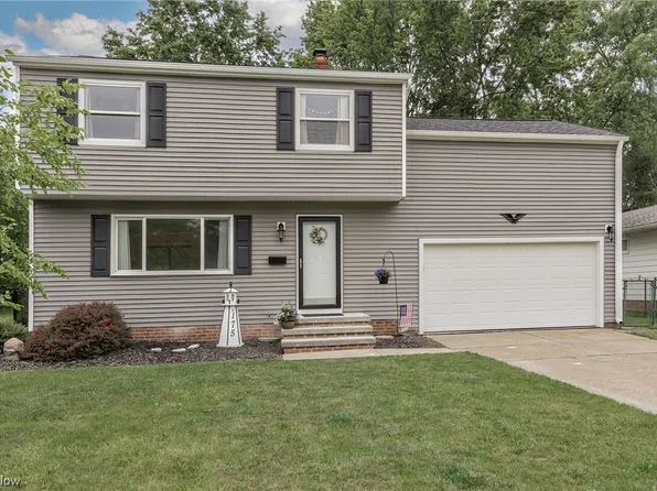 175 Saint Lawrence Blvd, Eastlake, OH 44095