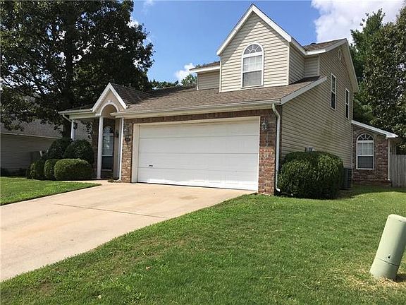 2nd image of 2905 Northaven Dr