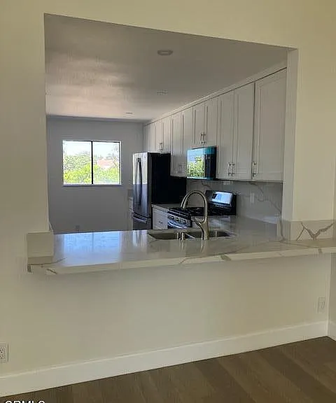 510 Island View Cir #510 — Photo 2