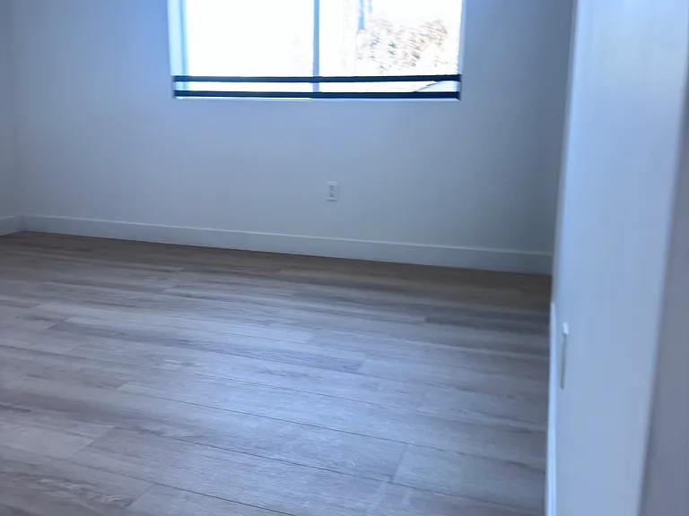 22657 Valerio St #22659 — Photo 15