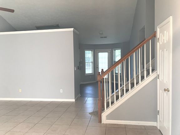 3rd image of 2258 Oakland Walk Dr