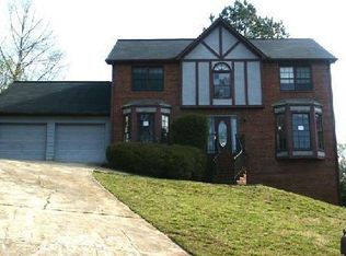 325 Farm Path, Roswell, GA 30075