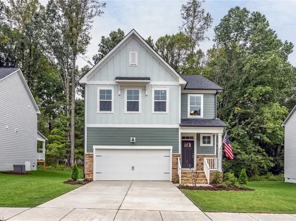 306 Travelers Ct, Mebane, NC 27302