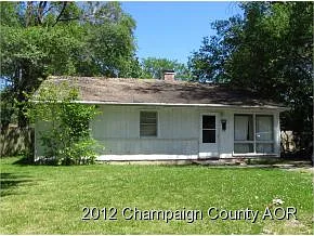 1310 Williamsburg Dr photo 1