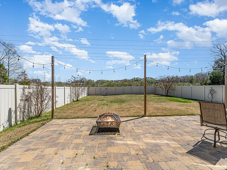 3390 Saddlebrook Dr — Photo 23