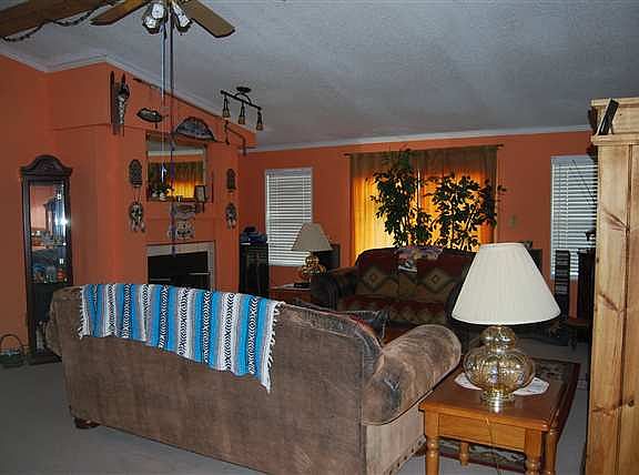 2nd image of 152 Esta Ln