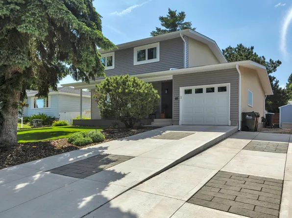 40 Menlo Cres, Strathcona County, AB T8A 0R9