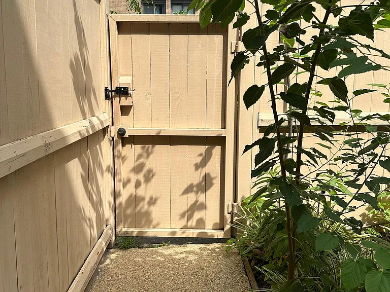 274 M St SW #274 — Photo 21