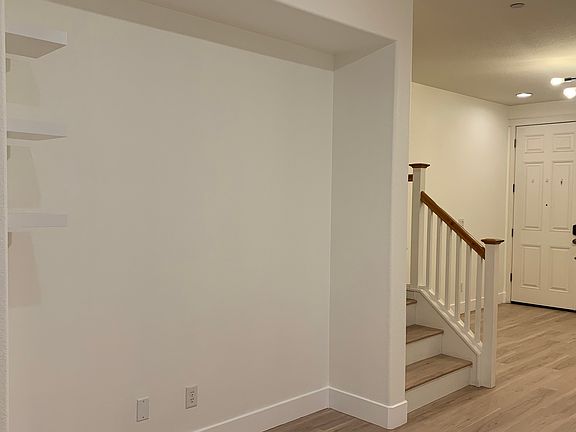 5th image of 402 17th St