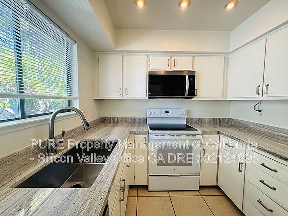 5th image of 478 N Winchester Blvd APT 4