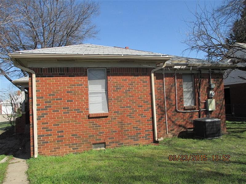 2nd image of 3709 N Miller Ave