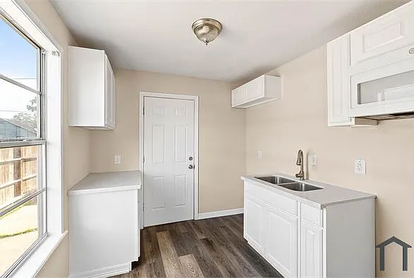 622 Airport Rd — Photo 9