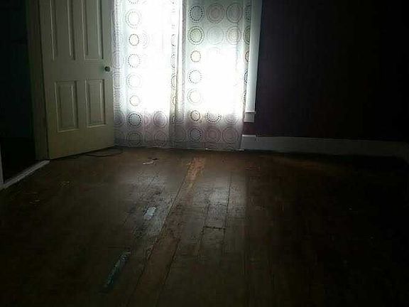 5th image of 517 Walnut St