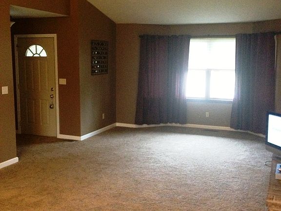 4th image of 3303 Boxwood Dr