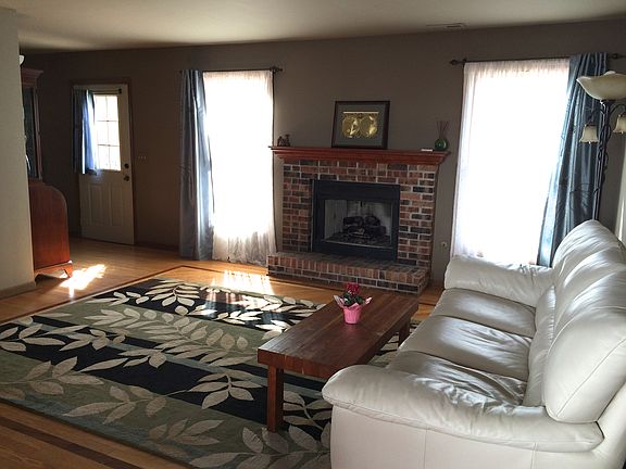 5th image of 420 Kensington Ct