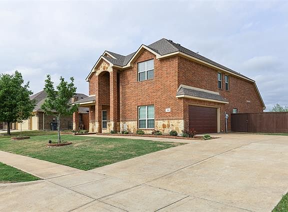 2nd image of 711 Lariat Ln