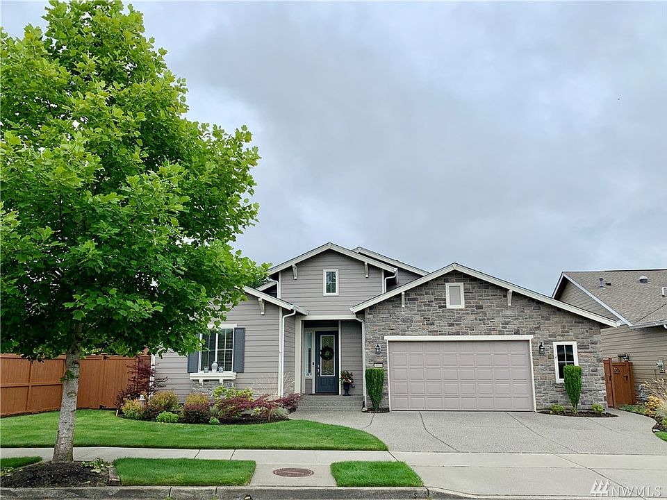 1st image of 4981 Meriwood Dr NE