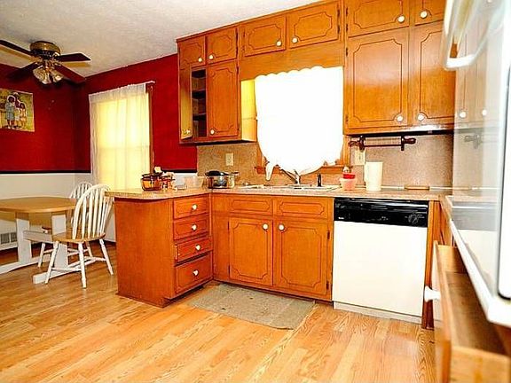 Kitchen area