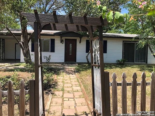151 Ranch Valley Dr — Photo 1