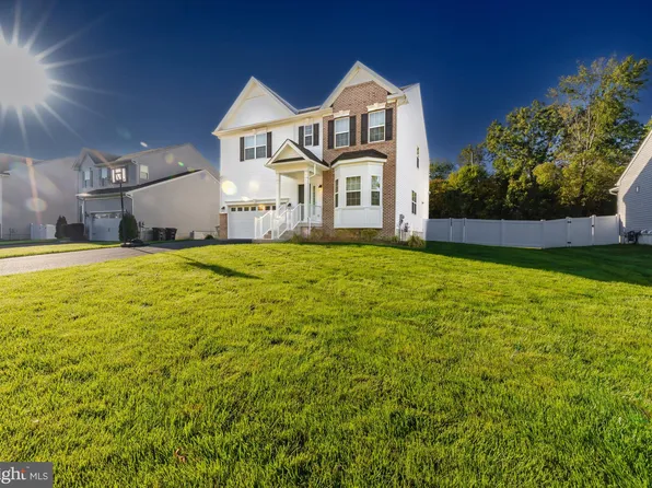 848 Kristin Ln, Williamstown, NJ 08094