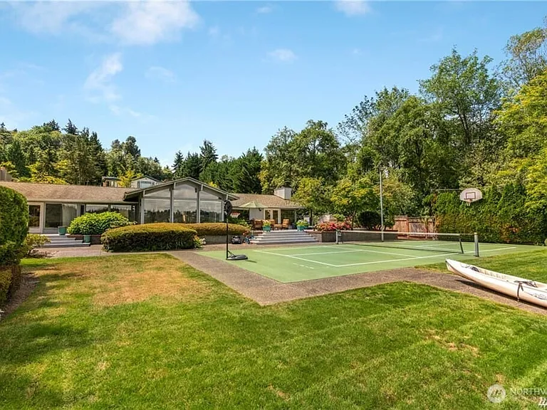 8428 N Mercer Way — Photo 35