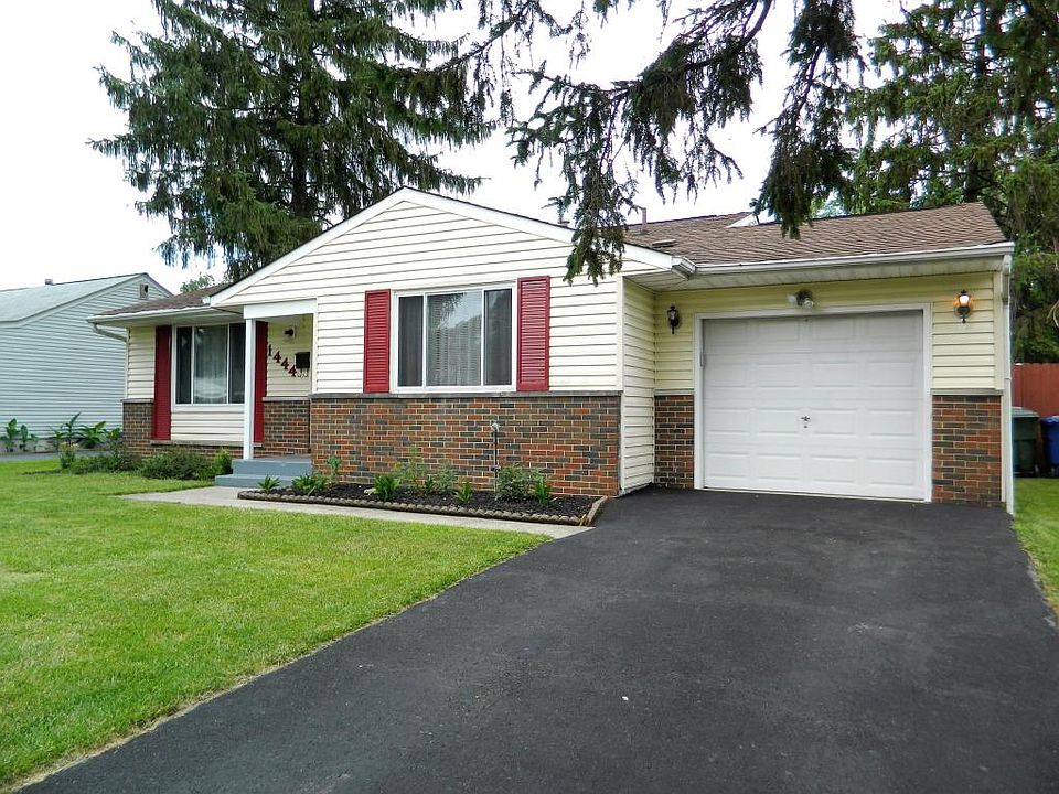 1st image of 1444 Chelmsford Sq N