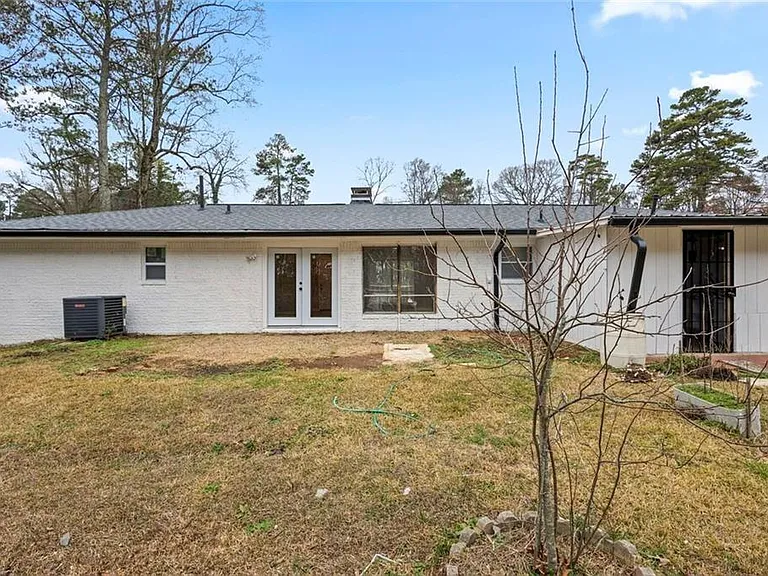 1201 Shoreham Dr — Photo 18