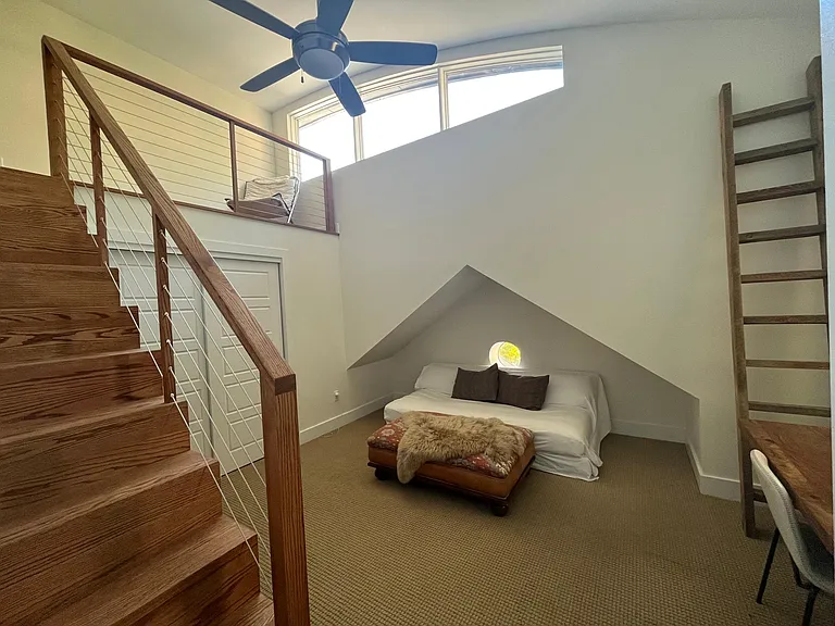 Second bedroom with loft