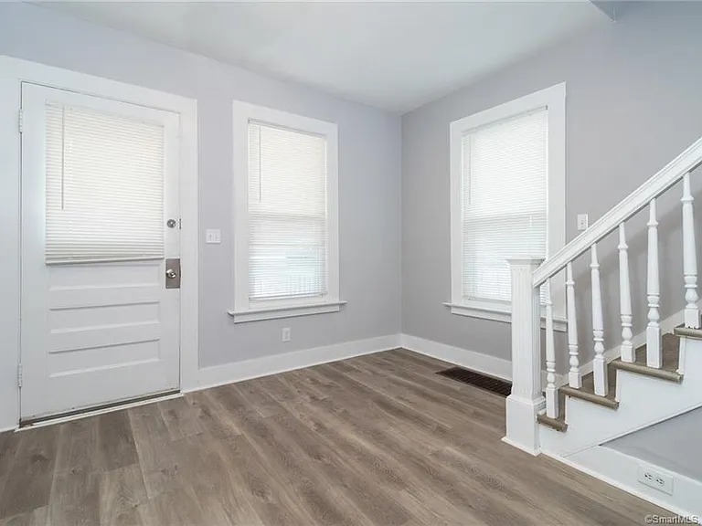 144 Gorham Ave — Photo 2