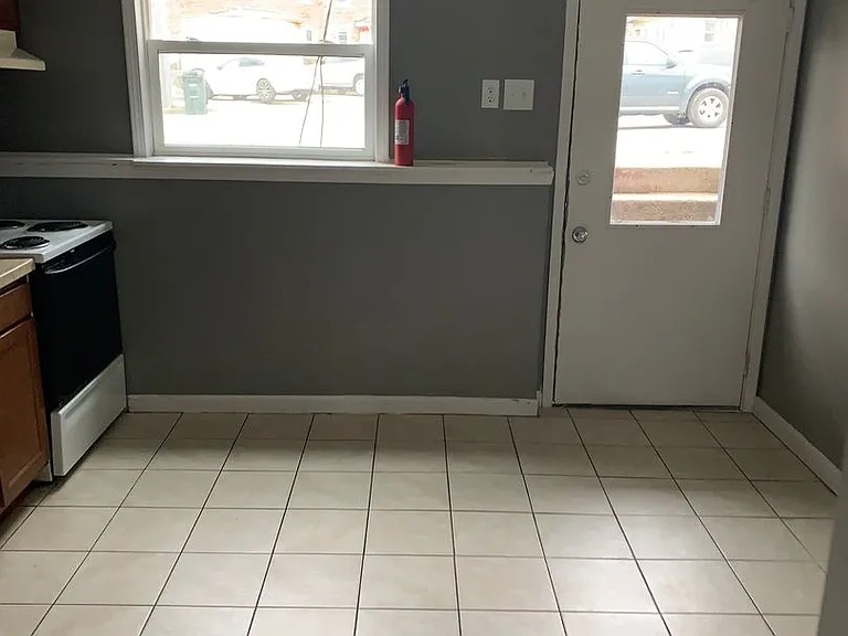 125 Western Ave #1 — Photo 6