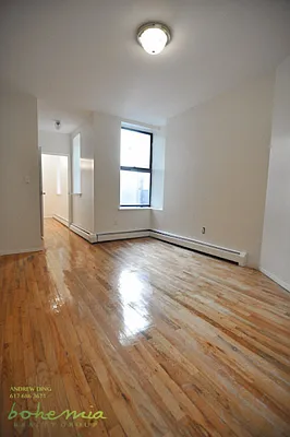 Rented by Bohemia Realty Group | media 10