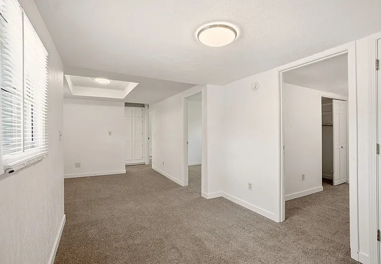 314 E Ermina Ave — Photo 7