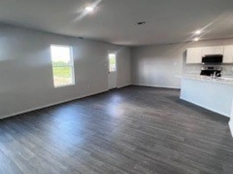 631 Clear Creek Ct — Photo 4