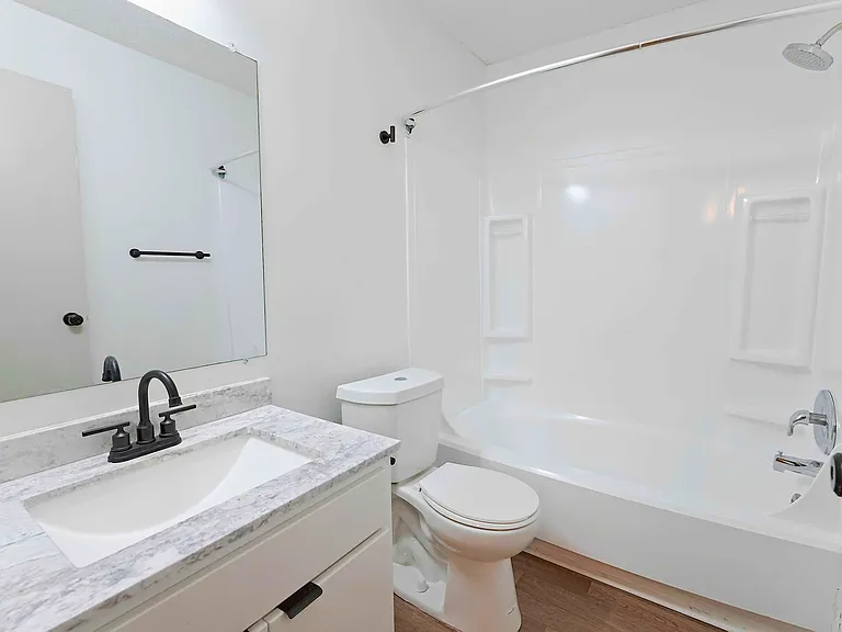 Enclave at North Point — Photo 75