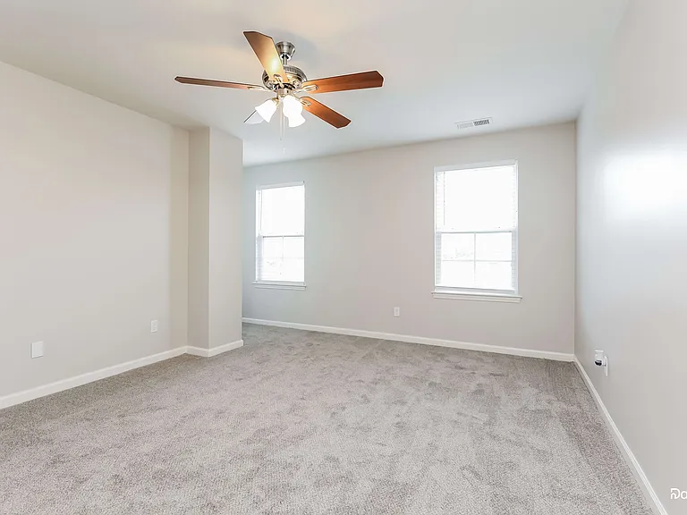5001 Luker Ln — Photo 14