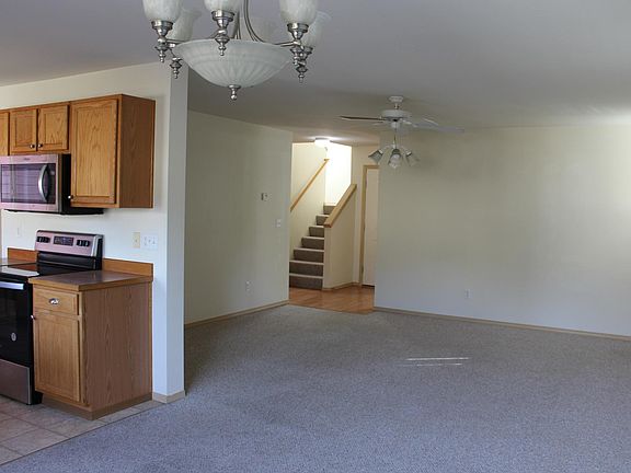 4th image of 9913 223rd Pl NE