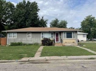 633 W 2nd St, Junction City, KS 66441