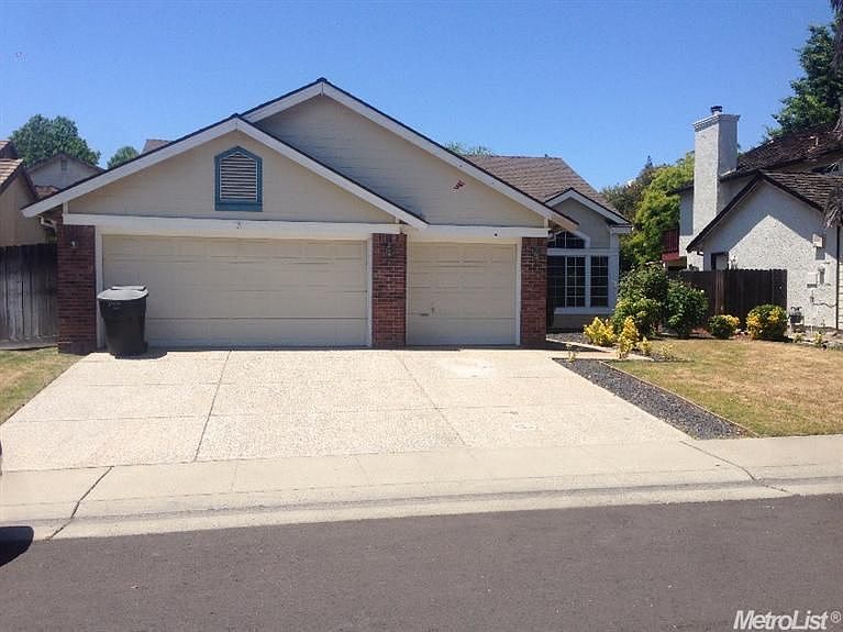 1st image of 2205 Americana Dr