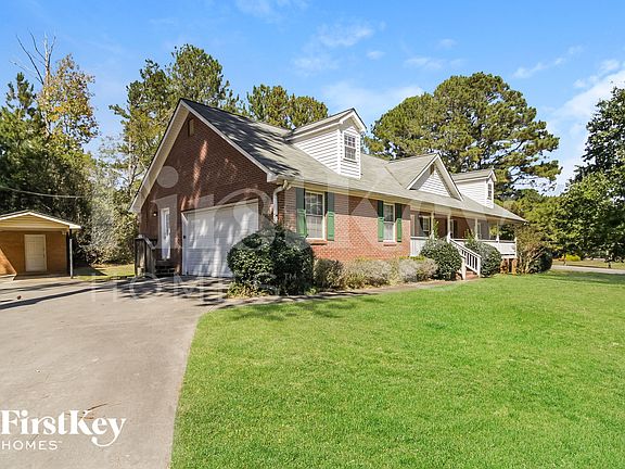 2nd image of 420 Castlewood Rd